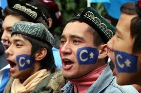 Çin'in insan hakları raporunda Uygurlar yok