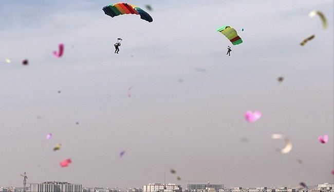 İran'da 35. Devrim Yıldönümü 2