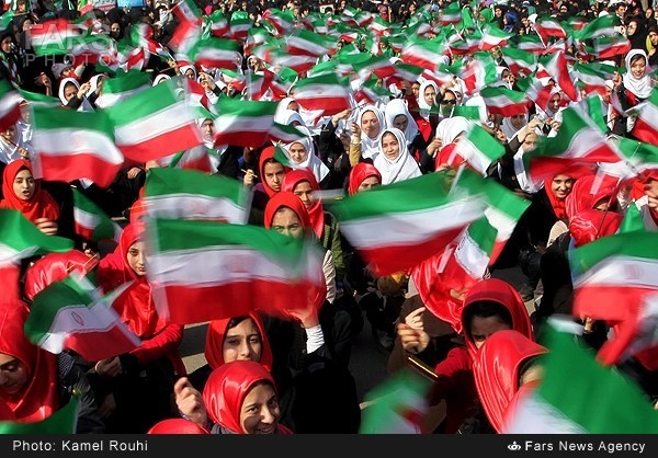 İran'da 35. Devrim Yıldönümü 40