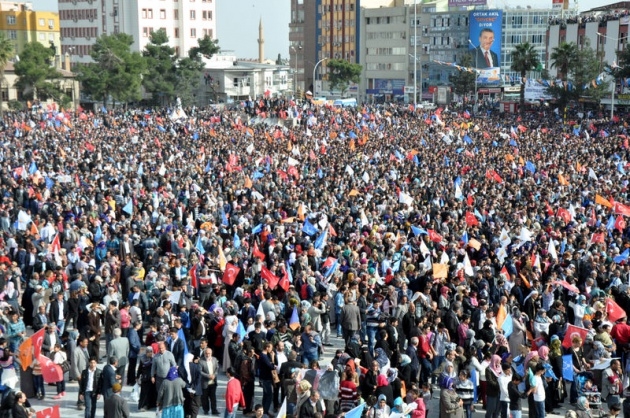 Erdoğan'ın Urfa Mitinginde İlginç Kareler 12