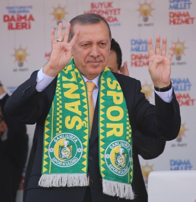 Erdoğan'ın Urfa Mitinginde İlginç Kareler 16