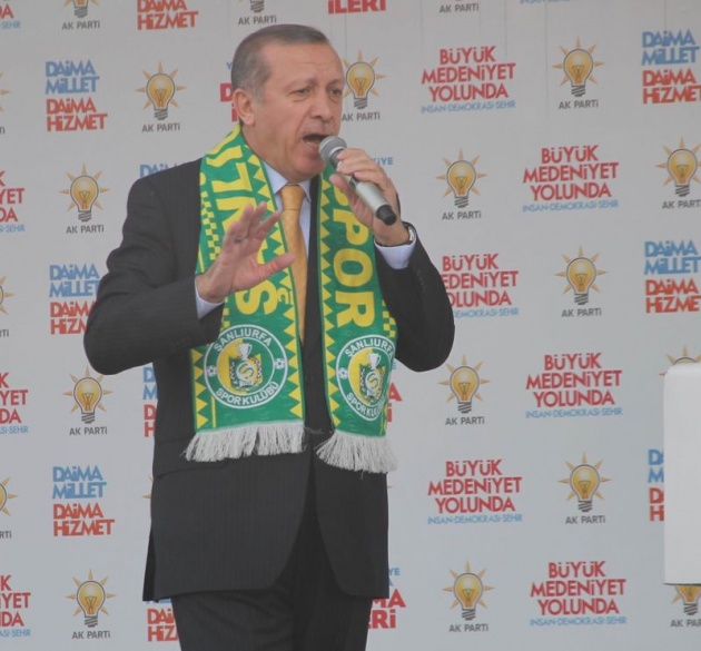 Erdoğan'ın Urfa Mitinginde İlginç Kareler 18