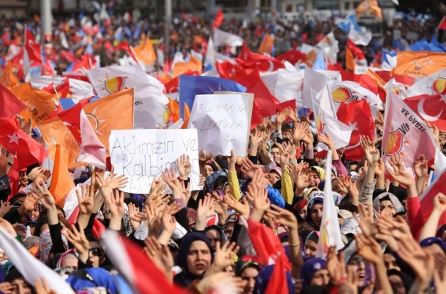 Erdoğan'ın Urfa Mitinginde İlginç Kareler 19