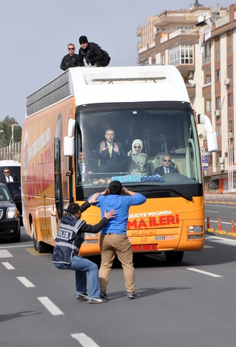 Erdoğan'ın Urfa Mitinginde İlginç Kareler 26