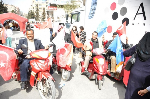 Erdoğan'ın Urfa Mitinginde İlginç Kareler 38