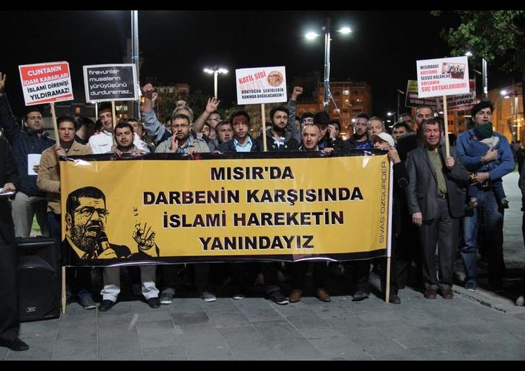 Türkiye Mısır İçin Ayakta 14