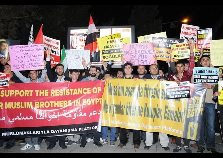 Türkiye Mısır İçin Ayakta 19