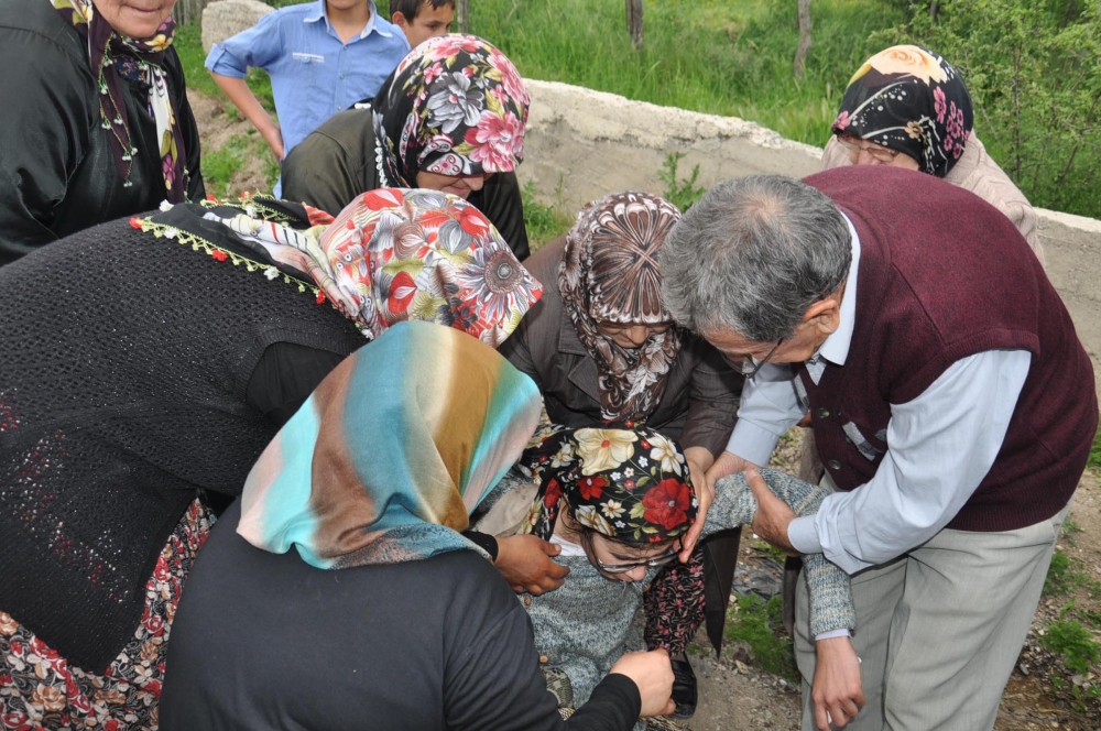11 İşçi Toprağa Verildi 9