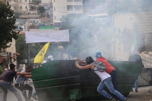 Doğu Kudüs'de Siyonistlerle Çatışma 6
