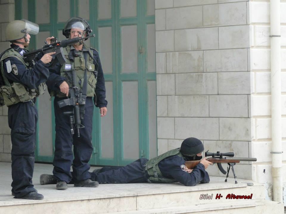 Batı Yaka'da Siyonistlerle Çatışma 17