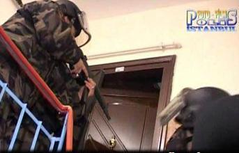 İstanbul polisi gece boyunca aradı