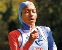 Örtüsüyle Rekor Kırdı