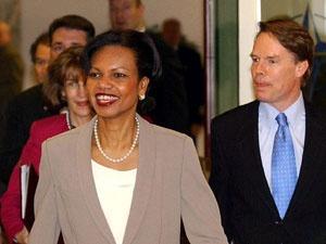 Bush ve Rice'ın Akıl Hocası İstifa Etti