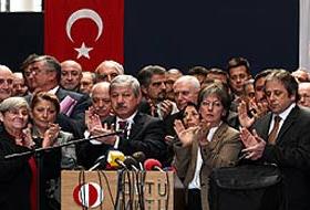 "Başörtüsü Yasasından PKK Yararlandı"