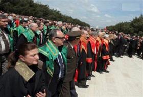 İmza Atan Akademisyenlere Baskı