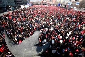 Yasak Savunucuları Meydanlarda