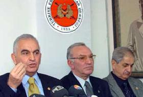 Emekli Askerlerin Mektup Savaşı