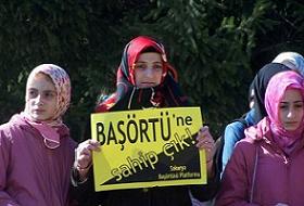 "Selam Olsun Direnerek Dirilenlere!" (FOTO)