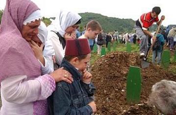 Bosna 8 Bin Kaybını Arıyor