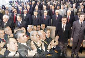 Yasakçı Rektörler 4 Ay Sonra Emekli