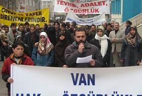 Van'da 79. Başörtüsü Eylemi