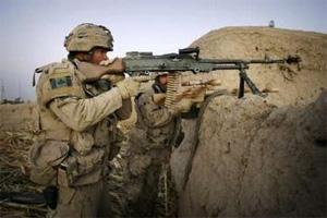 Afganistan'da 2 NATO askeri öldü