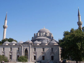 Mısır'da 55 Bin İmama Vaaz Yasağı