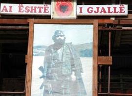 Kosovalılar 'Adem Abi'yi Unutmadı