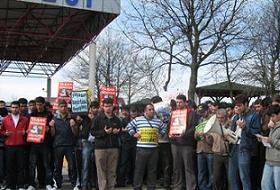 SAÜ'de Yasakçılar Protesto Edildi (FOTO)