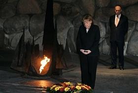 Merkel'den İsrail'e Özür