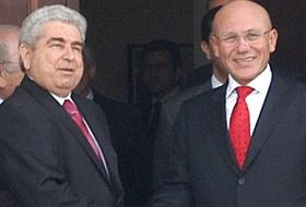 Talat: Toprak vermek zorunda kalabiliriz