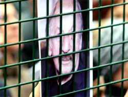 İ. Selçuk Mahkemede/ Foto-Video