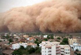 Kum Fırtınası Yolu Ulaşıma Kapattı