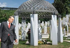 Erdoğan Aliya'nın Mezarını Ziyaret Etti