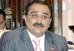 "Bankalar emlakçıya döndü"