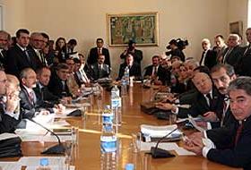 Komisyonda Büyük Darbeci Kavgası