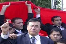 Vatansever Başkan'a Yakalama Emri