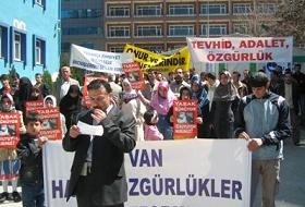 Van'da 83. Başörtüsü Eylemi