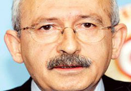 Baykal'ın Sağ Koluna Şok Fişleme