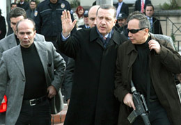 ERDOĞAN'IN ÖLÜMDEN DÖNDÜĞÜ GÜN