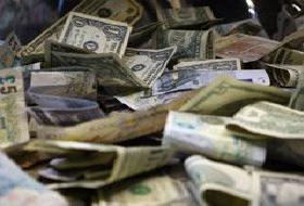 Dolar Dünyada Düştü, Türkiye'de Yükseldi