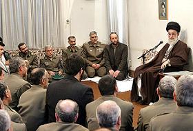 "İran Ordusu İman ve Allah'a Tevekkül İle Güçlüdür"