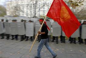 Kırgızistan'da Rus Askeri Üssüne Saldırı