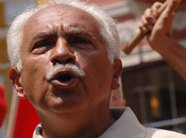 Perinçek'in Kızı Çin'de Radyocu