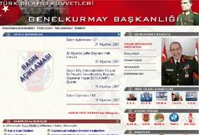 Gece Yarısı e-muhtırası 1 Yaşında