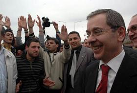 "Yeni Parti İçin Ortam Hazırlıyorum"