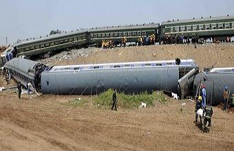 Çin'de 2 tren çarpıştı: 43 ölü