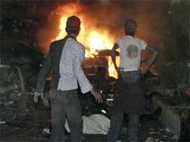 Ahmediyah Camisi ve okulu ateşe verildi