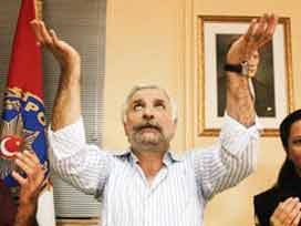 Hasan Kaçan'dan A. Hakan'a Zor Soru