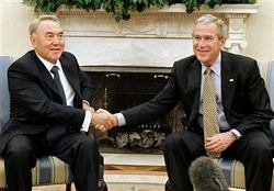 Damadına Kırmızı Bülten Çıkarttı